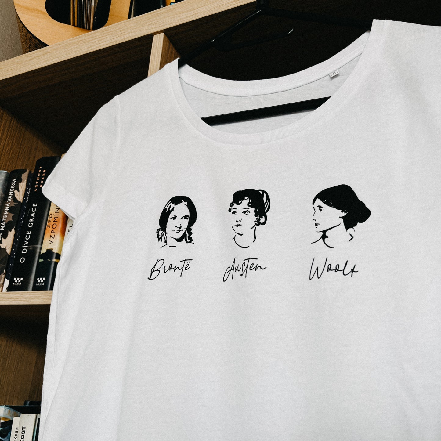Tričko: Brontë, Austen, Woolf